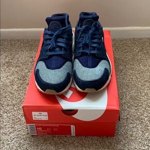 Nike Huarache Sneakers